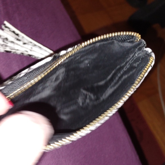 Wristlet - Picture 3 of 3